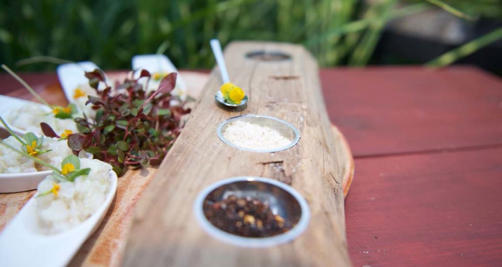 cruets-herbs